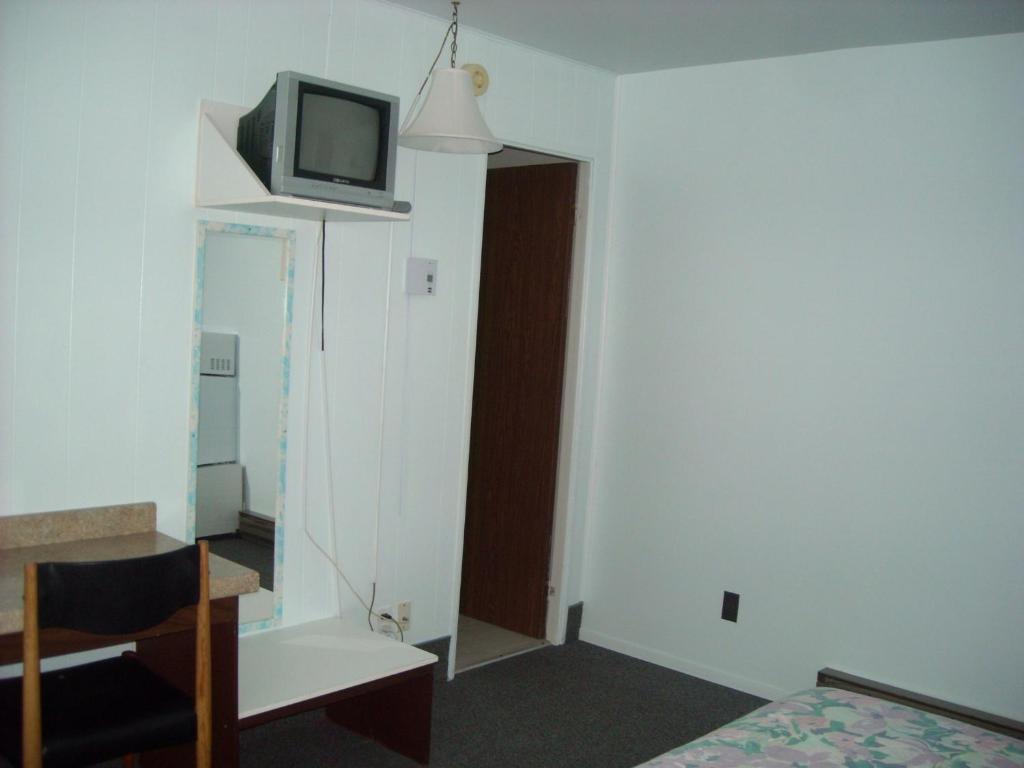 Motel Le Noroit L'Anse-au-Griffon Room photo
